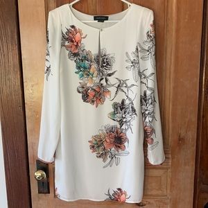 Gorgeous Marciano shirt dress. Size Medium.